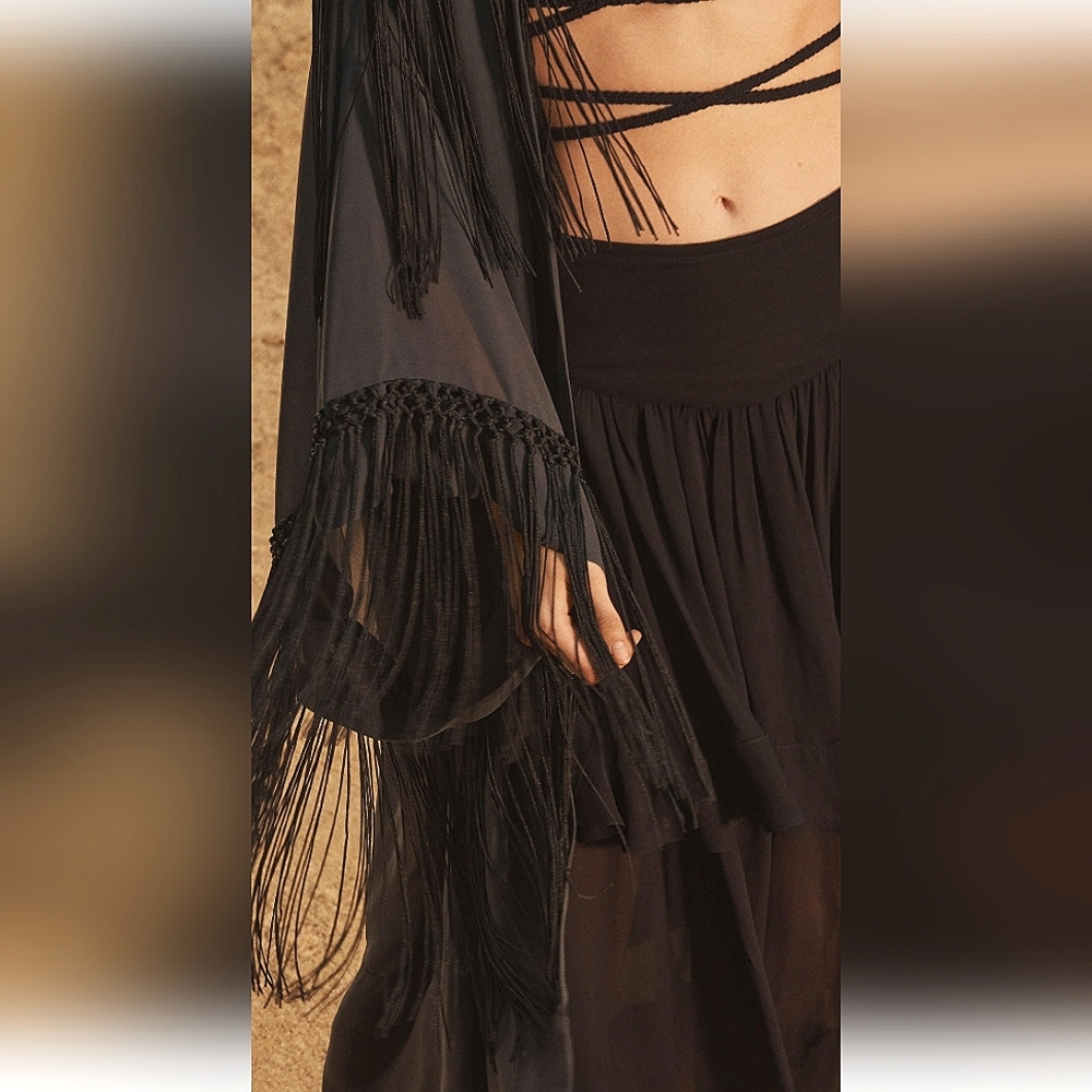 ZARA LIMITED EDITION STONE FRINGE KIMONO✨️✨️✨️ - Picture 5 of 10